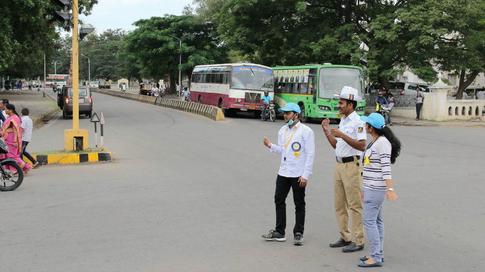 Techies from L&T man traffic on city roads