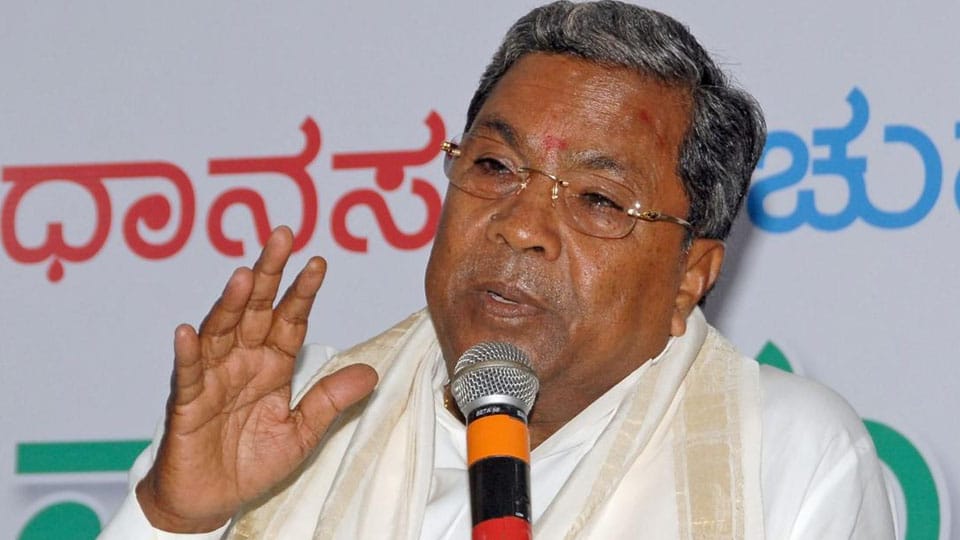 Siddharamaiah submits application for Congress ticket