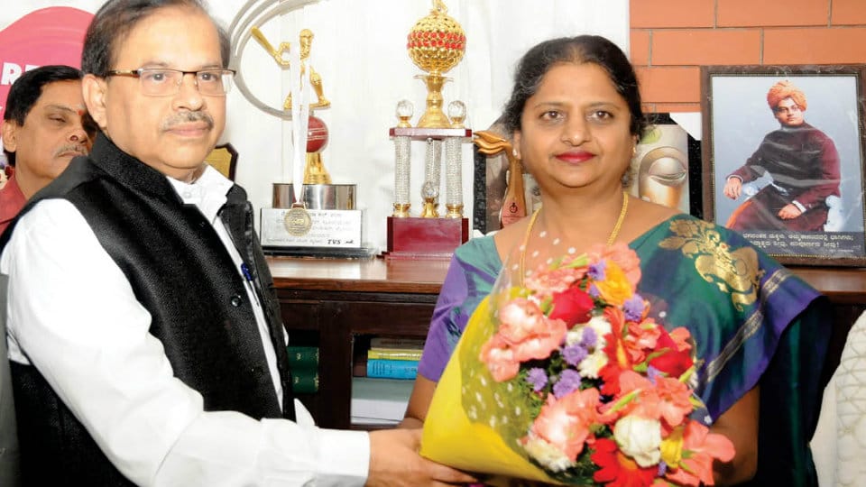 New In-charge Mysore Varsity VC takes charge