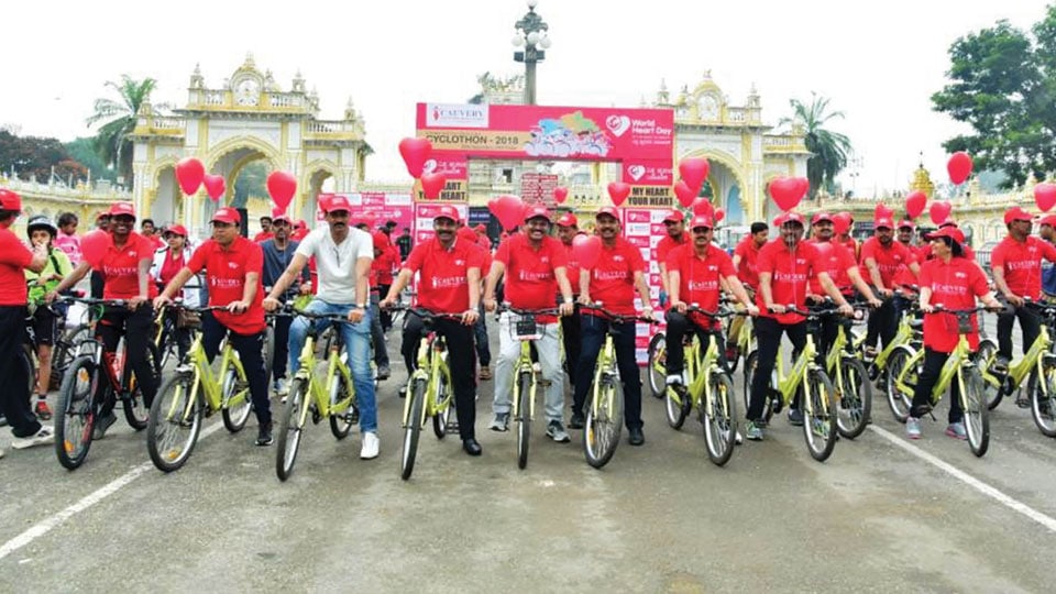 Cyclothon: Over 100 cycle for a healthy heart
