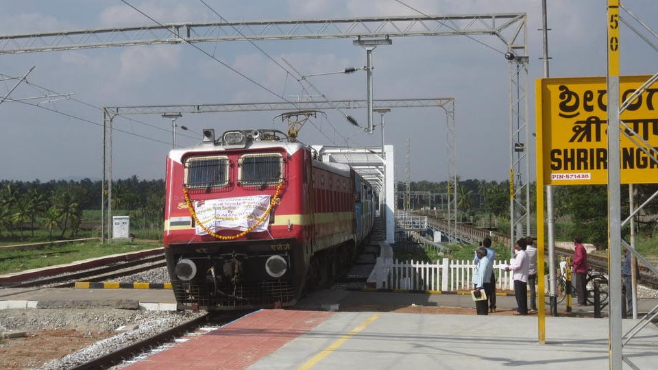 Unreserved Janasadharan Express: Special Train and temporary stoppages during Dasara