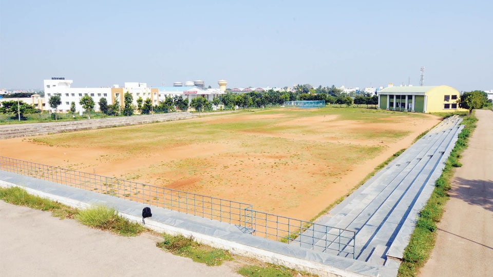 MUDA Sports Complex at Vijayanagar LANGUISHING