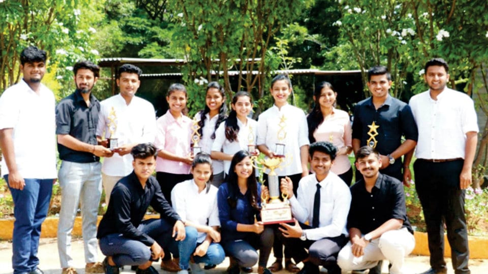 Emerge Overall Champions at ‘Abhigyaan’