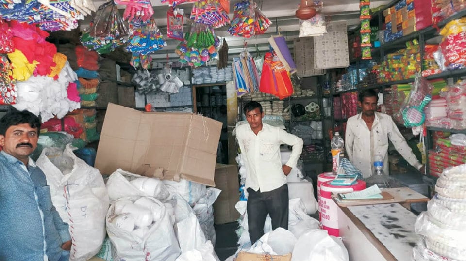 MCC seals two shops for selling banned plastic items