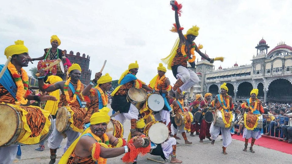 Jumboo Savari: Entries open for folk troupes till Oct. 5