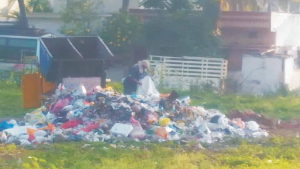Plea to stop garbage dumping by civic workers in Hebbal