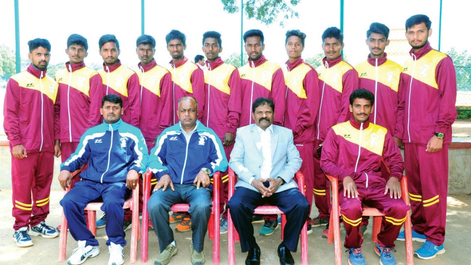 Kho-kho team of Mysore Varsity