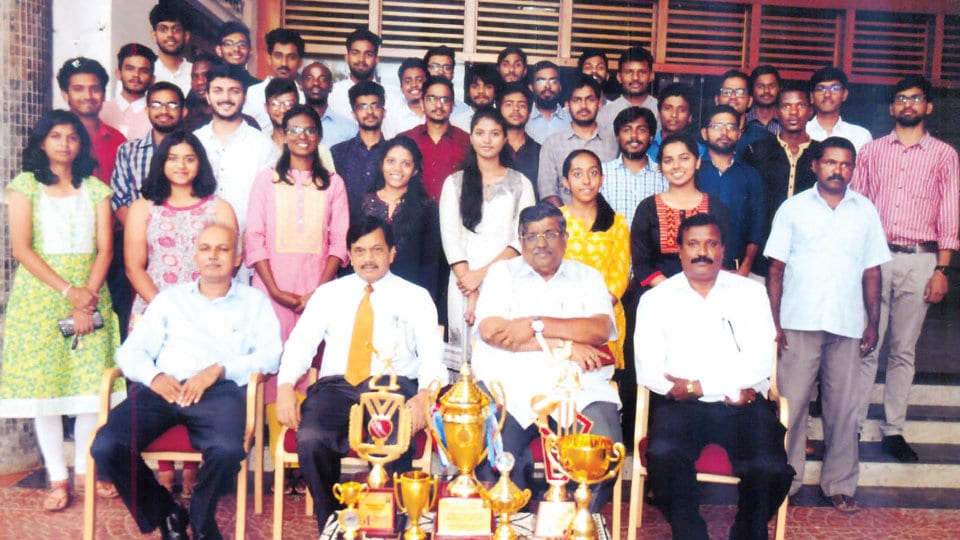 Prize-winners at Medicos Sports Fest