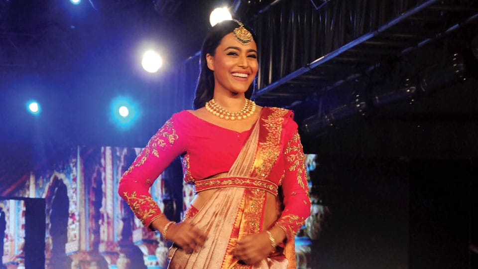 All sassy and glamorous Swara Bhaskar ups the fashion game