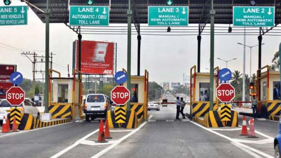 No takers for Toll Plazas on 15 State Highways