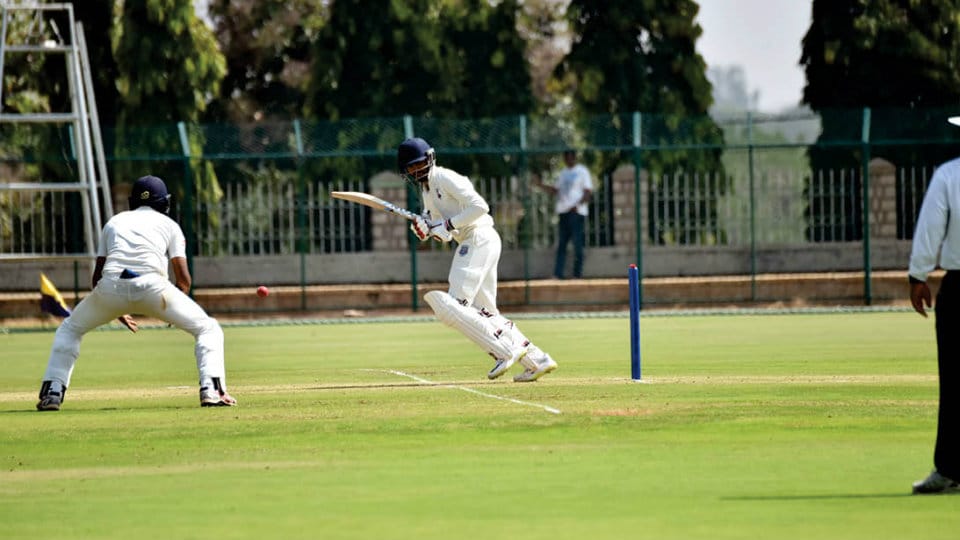 Elite Group ‘A’ Ranji Trophy: Maharashtra wins toss, all-out for 113