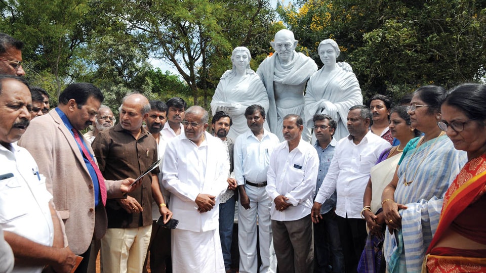 Tourism Minister storms out of Gandhiji’s function