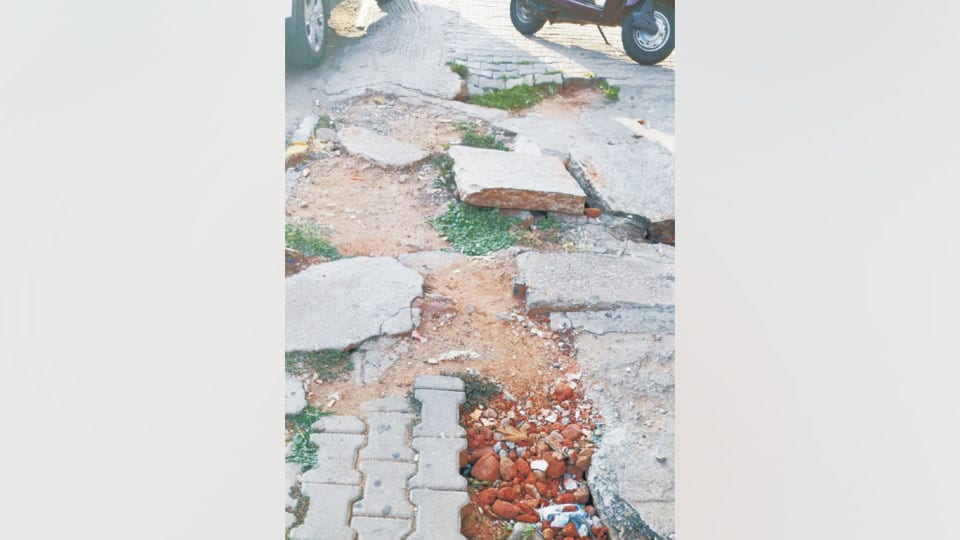 Uneven pavement, a bane for public in Kuvempunagar