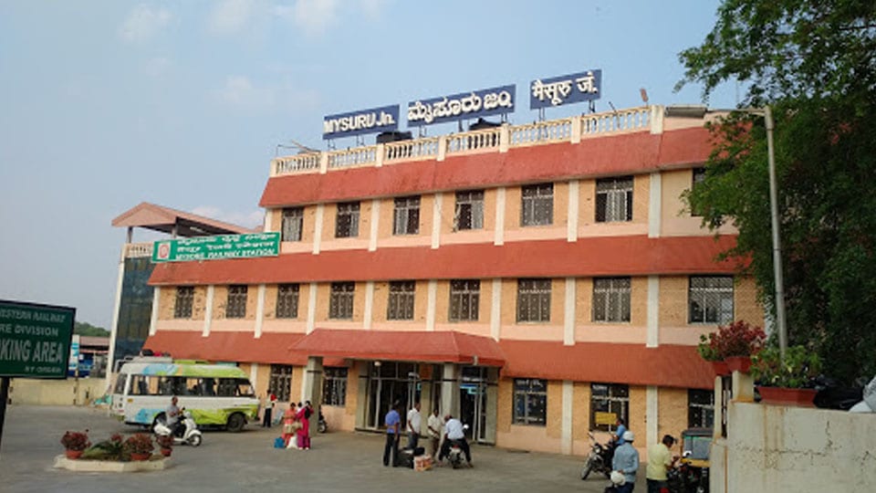Provide four-wheeler parking facility at Railway Station near cftri side