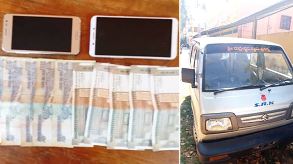 Man arrested for stealing van Rs.2 lakh worth vehicle recovered