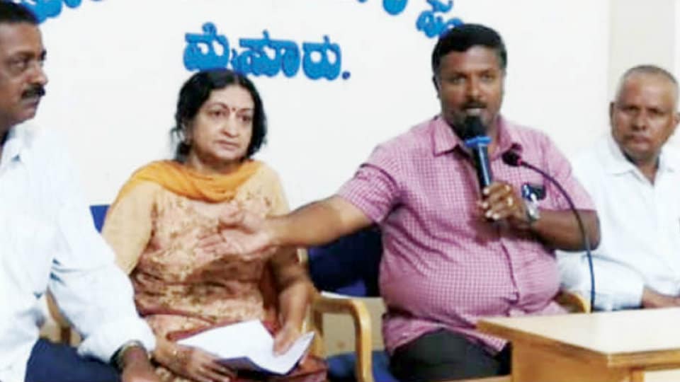 Residents complain of illegal activities near Vijayanagar water tank