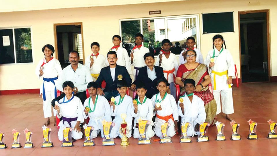 Medal-winning Karatekas