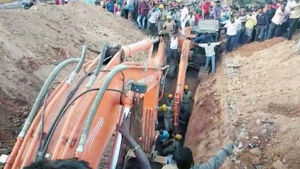 Miraculous escape for labourers as mud collapses at UGD work site