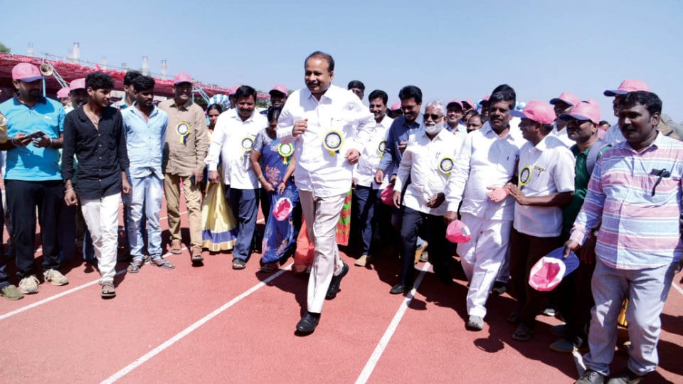 ‘Utilise sports grants to encourage sportspersons’ – MP Dhruvanarayan inaugurates synthetic track