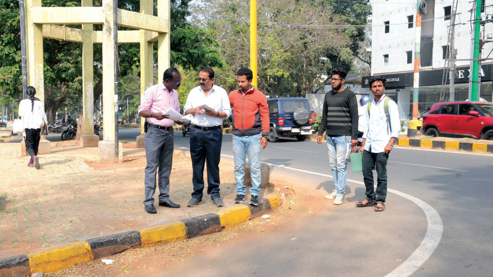 Double Billing Scam: MCC officials inspect MG Road