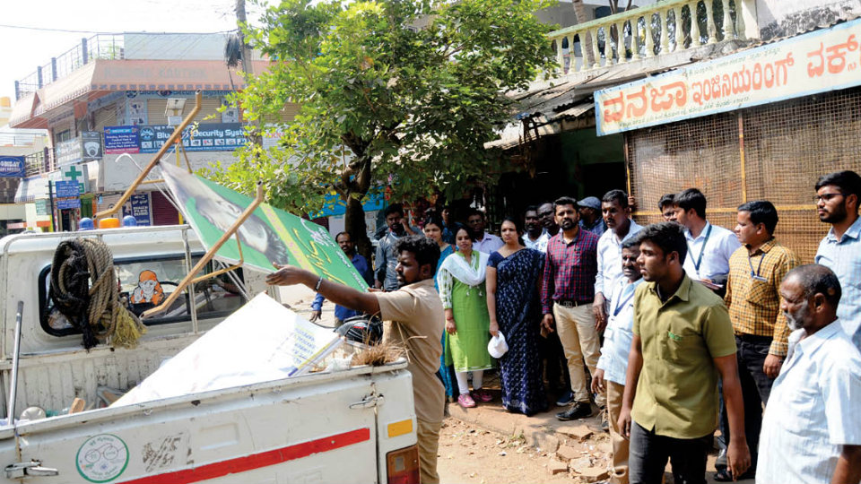 MCC evicts over 90 footpath shops