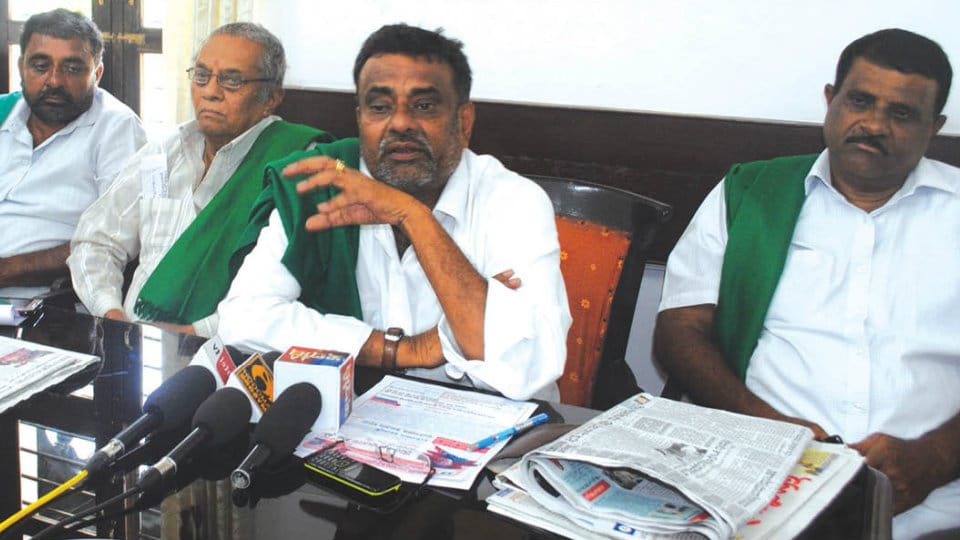 Farmers oppose Dasara-2020