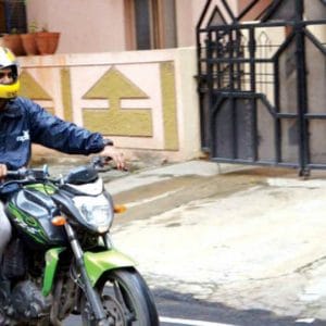 Autos Vs bike taxis: Let the public choose their vehicle