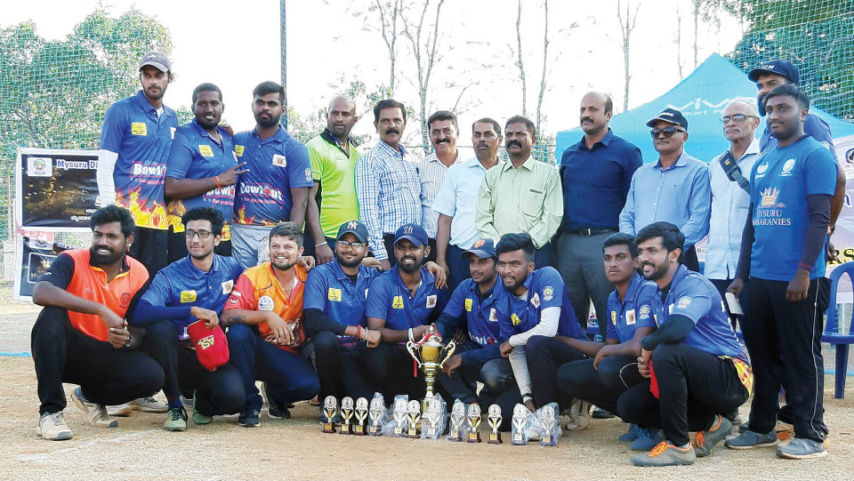 Winners of MDSA State-level Softball League