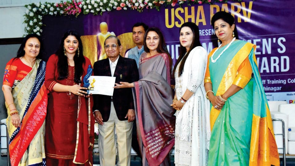 City playback singer bags Usha Parv Udgam Women Achiever’s Award