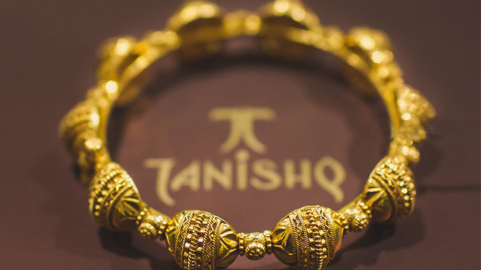 Jewellery Design for Tanishq :: Behance