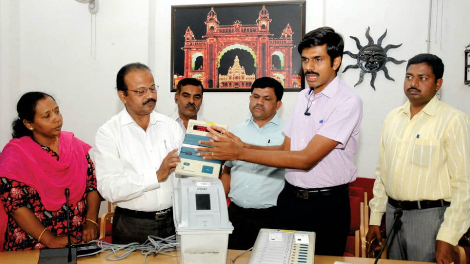 DC briefs media, gives demo on EVMs