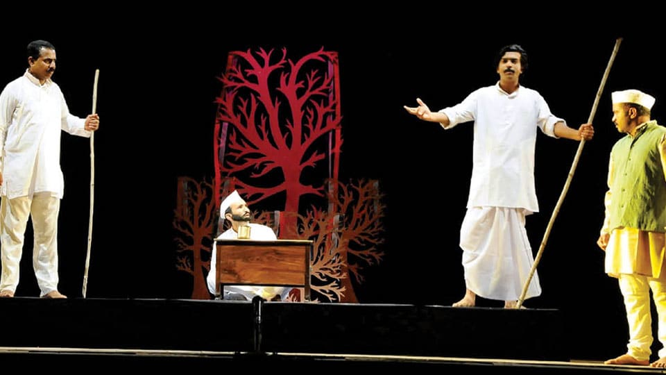 Director T.S. Nagabharana launches play ‘Thabarana Kathe’ in city