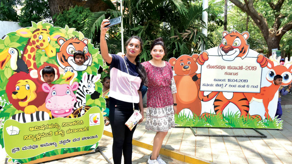 Voter Awareness: Six ‘Selfie Zones’ set up at Mysuru Zoo