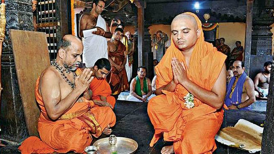 Techie opts for Sanyas