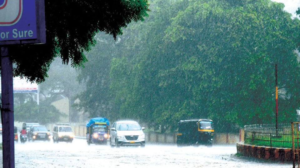 Three days rain with thunderstorm in Karnataka likely
