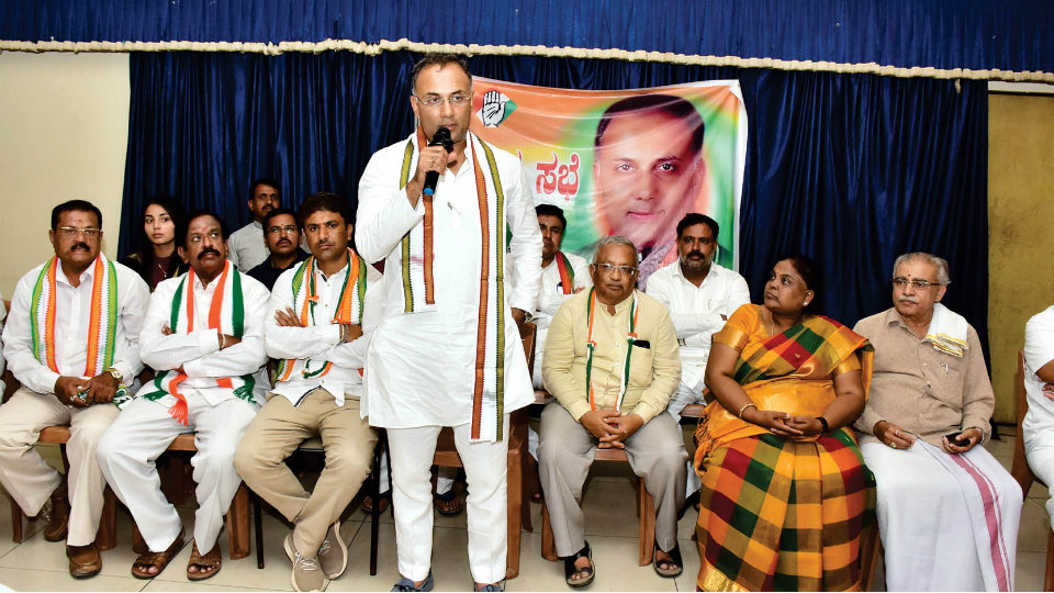 ‘Support ingenious coalition candidate Vijayashankar’: KPCC President Dinesh Gundu Rao to Brahmin community