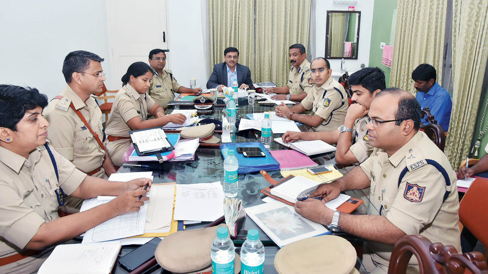 ADGP in city, holds crime review meeting
