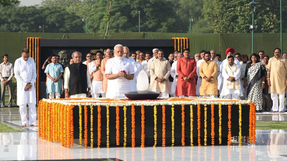 Modi to take oath at 7 this evening