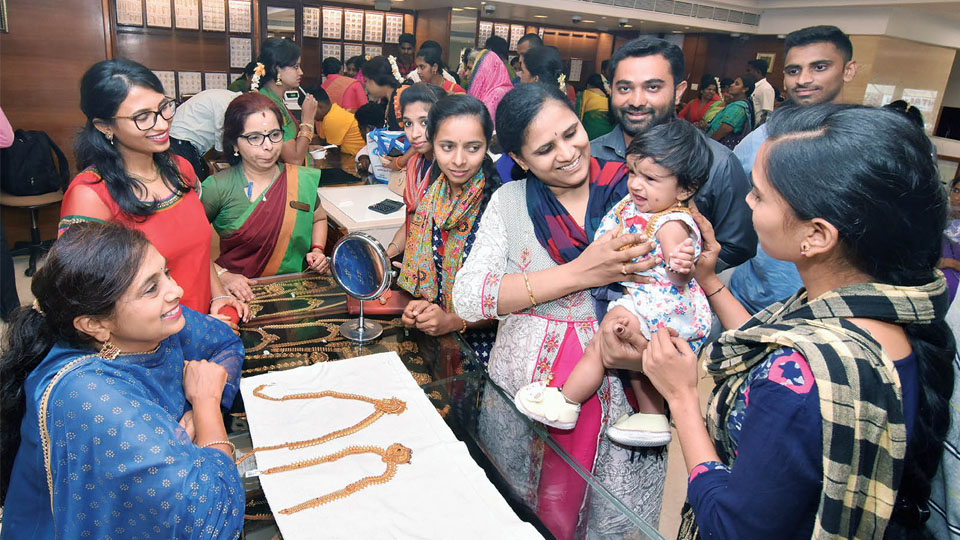 Celebrating auspicious Akshaya Tritiya: Gold Rush in Mysuru