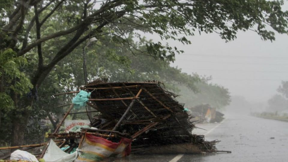 Cyclone Fani enters West Bengal