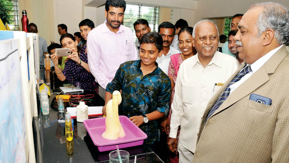 Experiments, not superstition support Science: VC