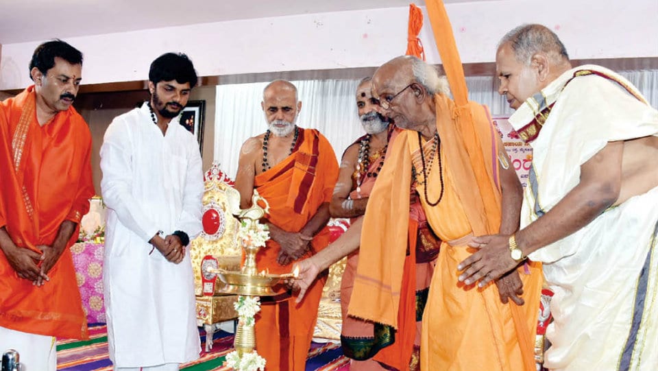 ‘Brahmins gave knowledge to entire world’