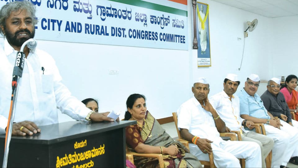 No Congress ticket for those indulging in anti-party activities: Khandre