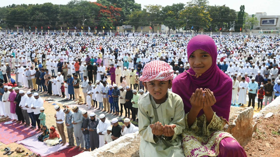 Thousands offer prayers at Eidgah Maidan