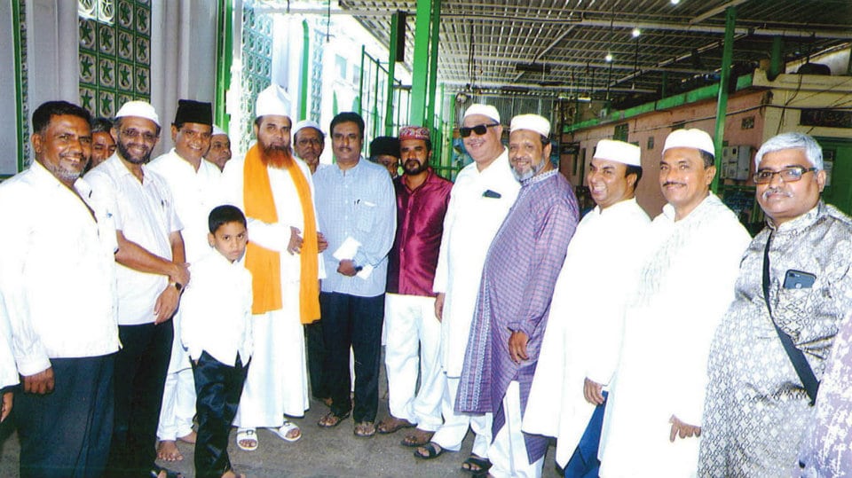 MLA inaugurates Information Centre at Masjid-e-Azam