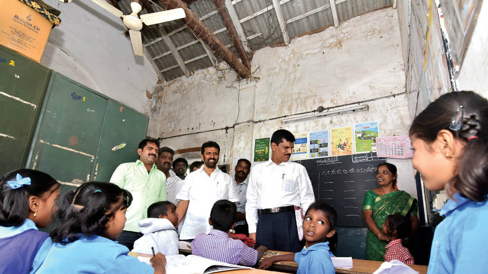 MLA visits dilapidated Govt. School in Tilak Nagar