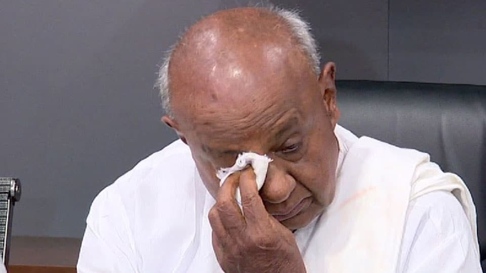 Those trusted by me have backstabbed me: H.D. Deve Gowda