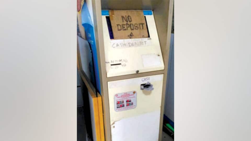 Cash deposit machines at a few ATM centres not working