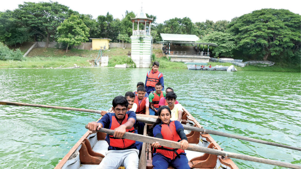 Naval NCC Cadets get ready for riveting show of adventure