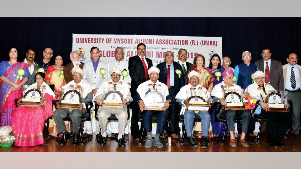 Alumni must extend support to students, society: Pramoda Devi Wadiyar